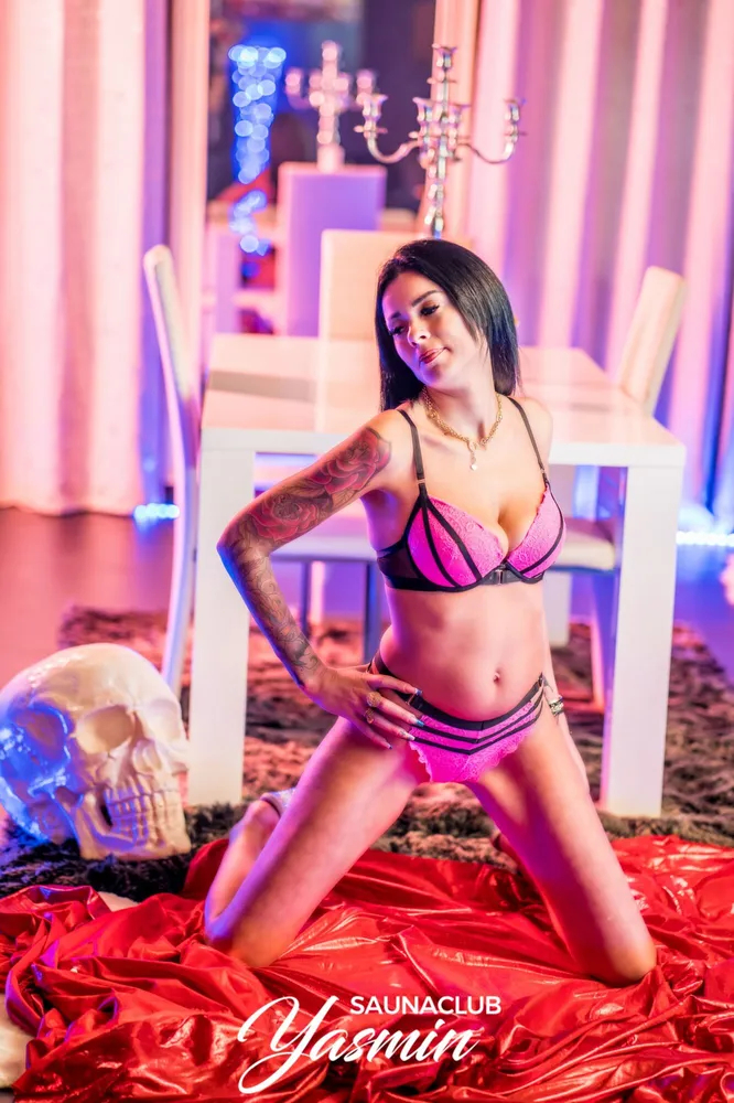 Isabel - Saunaclub Yasmin v Melle +49 5422 9597171 // sex schůzky, sex rande, hobby děvky, děvky, prostitutky, shemale, transky
