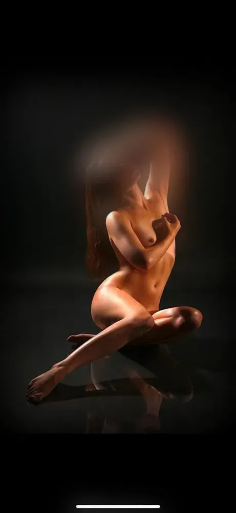 Bild von Natalie - Tantra Island Bonn +49 176 60609223