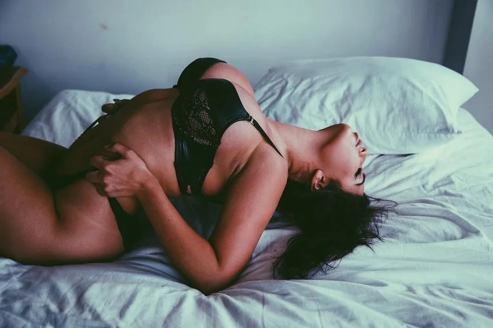 Valentina - Mona Roses in Berlin +49 30 83229067 // szex találkozók, szex randi, hobbikurvák, kurvák, prostituáltak, shemale, transzneműek