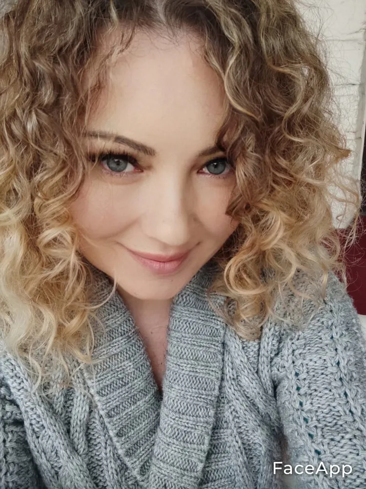Nikita - Lady Discreet in Berlin +49 30 36759370 // szex találkozók, szex randi, hobbikurvák, kurvák, prostituáltak, shemale, transzneműek