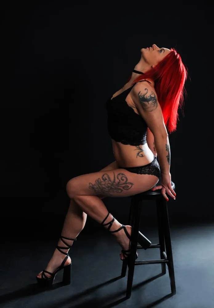 Nadia - Lady Discreet in Berlin +49 30 36759370 // szex találkozók, szex randi, hobbikurvák, kurvák, prostituáltak, shemale, transzneműek