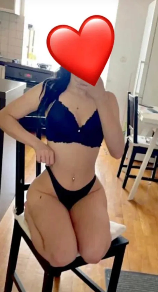 Bianca - Lady Discreet in Berlin +49 30 36759370 // szex találkozók, szex randi, hobbikurvák, kurvák, prostituáltak, shemale, transzneműek