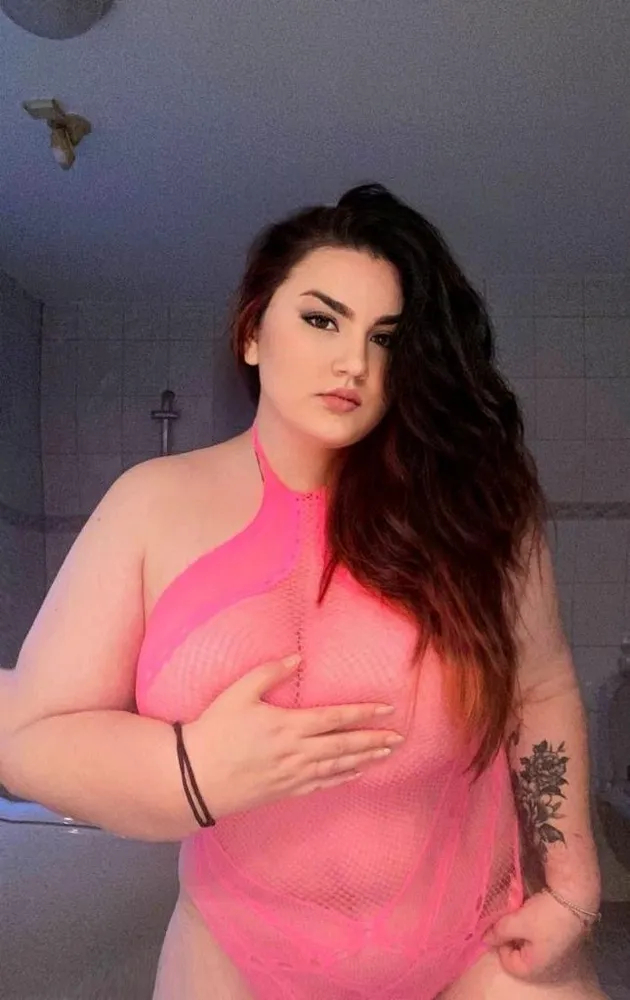 Olga - Lady Discreet in Berlin +49 30 36759370 // szex találkozók, szex randi, hobbikurvák, kurvák, prostituáltak, shemale, transzneműek