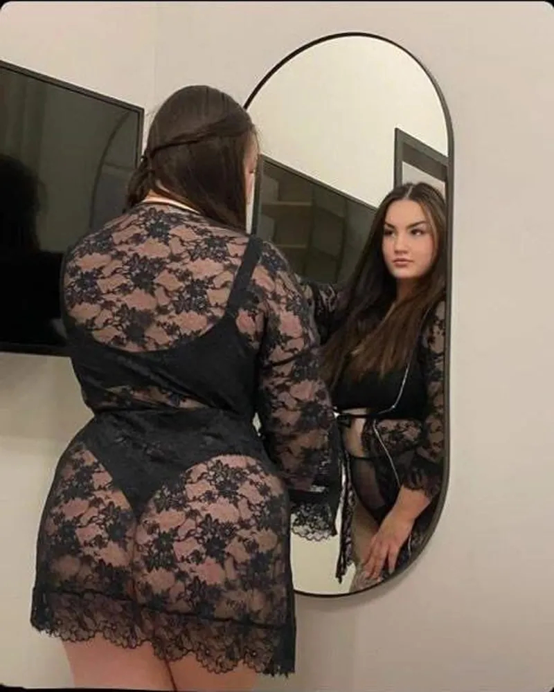 Olga - Lady Discreet in Berlin +49 30 36759370 // szex találkozók, szex randi, hobbikurvák, kurvák, prostituáltak, shemale, transzneműek