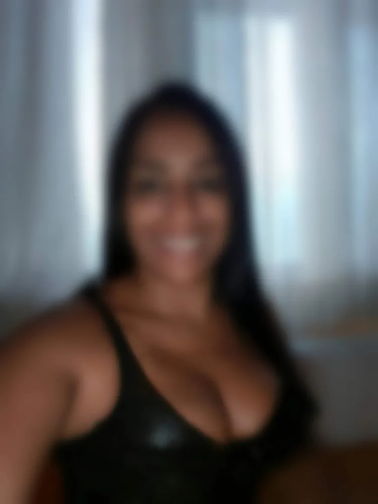 Agatha - Berlin City Girls in Berlin +49 30 57792021 // szex találkozók, szex randi, hobbikurvák, kurvák, prostituáltak, shemale, transzneműek