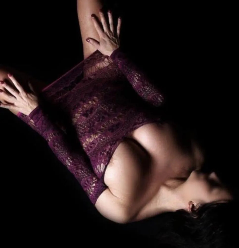 Amelia- Berlin City Girls in Berlin +49 30 57792021 // szex találkozók, szex randi, hobbikurvák, kurvák, prostituáltak, shemale, transzneműek