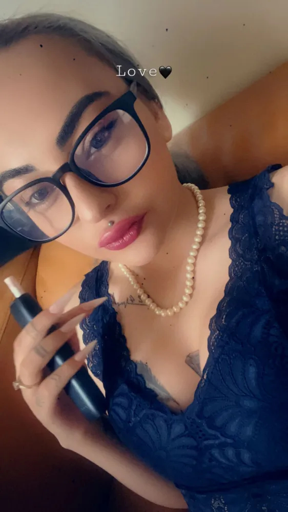 Andrea - Berlin City Girls in Berlin +49 30 57792021 // szex találkozók, szex randi, hobbikurvák, kurvák, prostituáltak, shemale, transzneműek