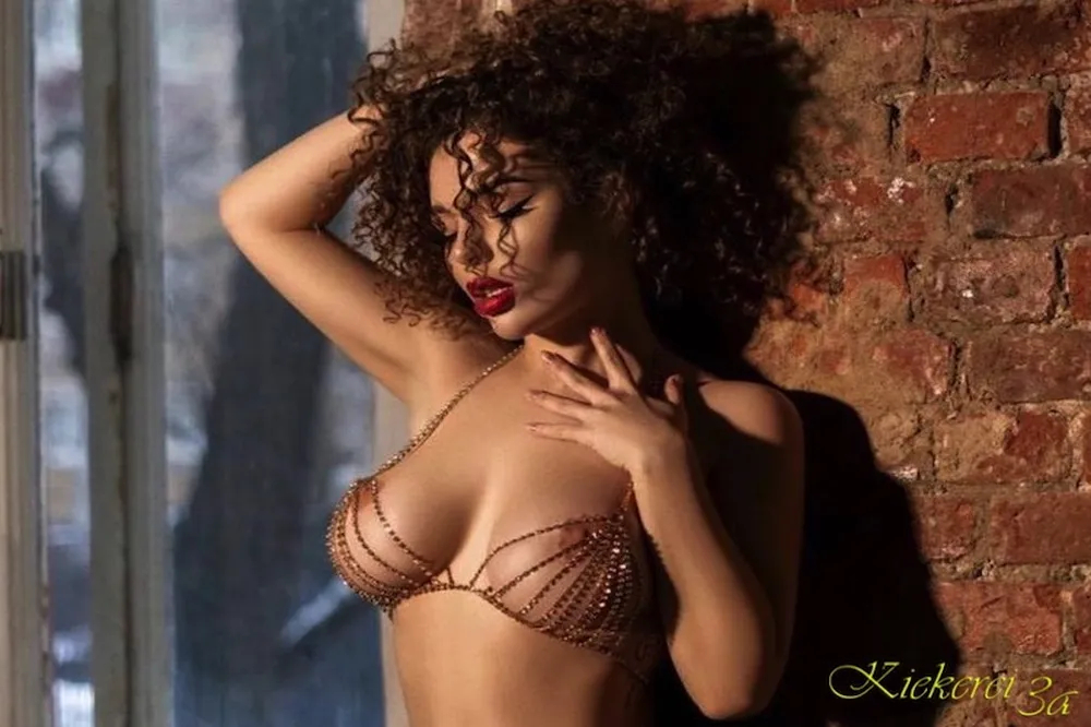 Nita - Kiekerei 3a v Kirchlengern +49 1522 3373165 // sex schůzky, sex rande, hobby děvky, děvky, prostitutky, shemale, transky
