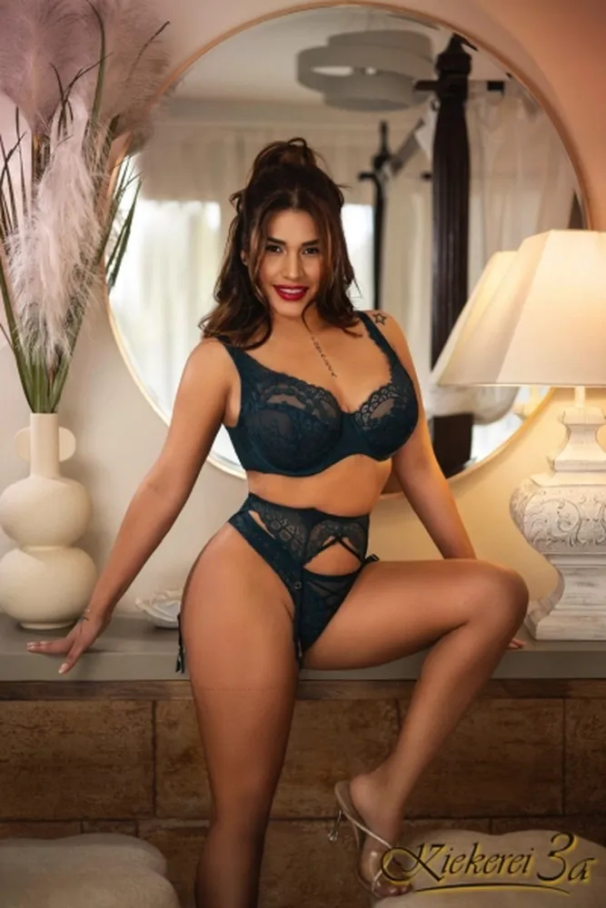 Valeria - Kiekerei 3a v Kirchlengern +49 1522 3373165 // sex schůzky, sex rande, hobby děvky, děvky, prostitutky, shemale, transky
