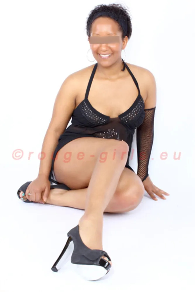 Bild von Estefania - Club Rouge Karlsruhe +49 15510 143479