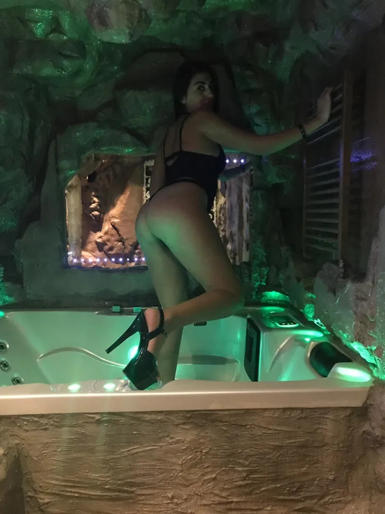 Bild von Celine - Kitties Suite Bürstadt +49 1590 1110101