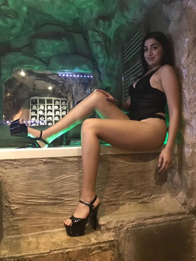 Bild von Celine - Kitties Suite Bürstadt +49 1590 1110101