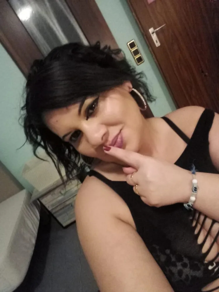 Lorena - Kitties Suite v Bürstadt +49 1590 1110101 // sex schůzky, sex rande, hobby děvky, děvky, prostitutky, shemale, transky