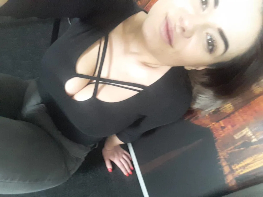 Bild von Luder Lola - Kitties Suite Bürstadt +49 1590 1110101