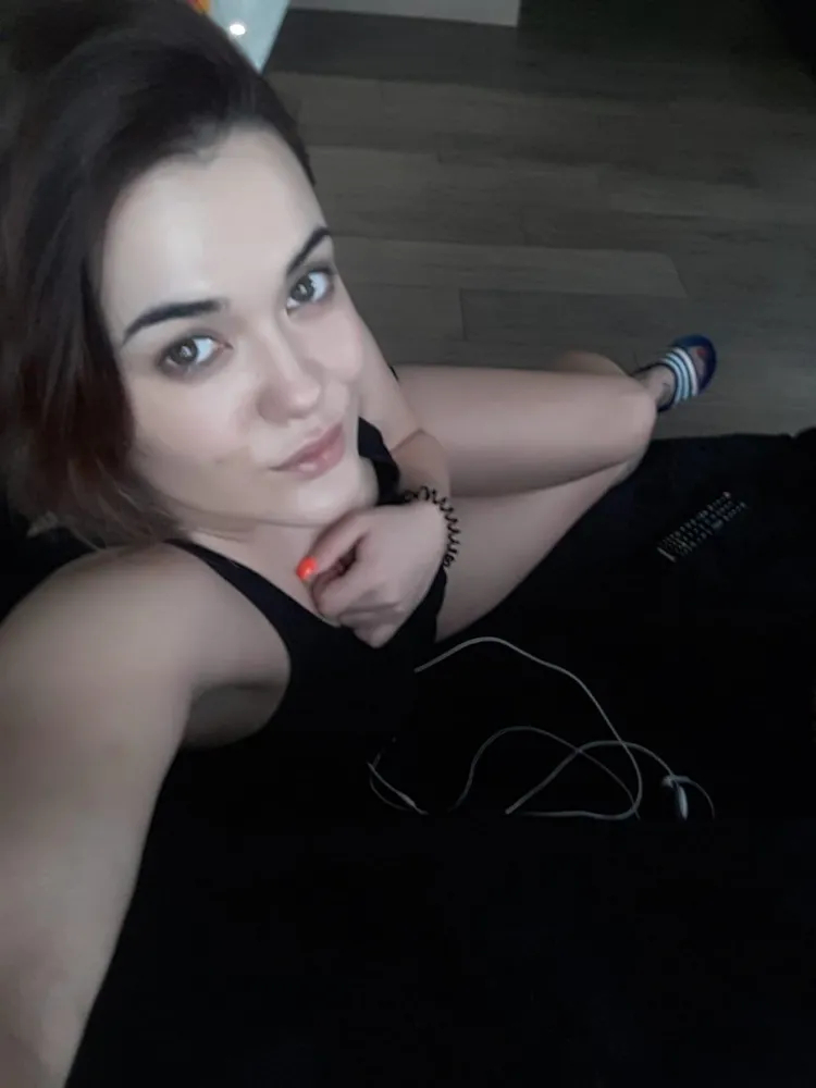 Bild von Luder Lola - Kitties Suite Bürstadt +49 1590 1110101