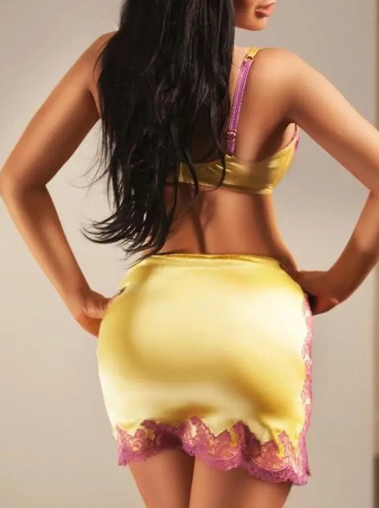 Holly - Escort 24 Dresden in Dresden +49 1525 4923862 // encontros para sexo, encontros para sexo, prostitutas, prostitutos, travestis, travestis